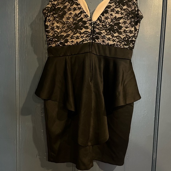 Evening black cocktail dress. Size L women - Picture 2 of 3